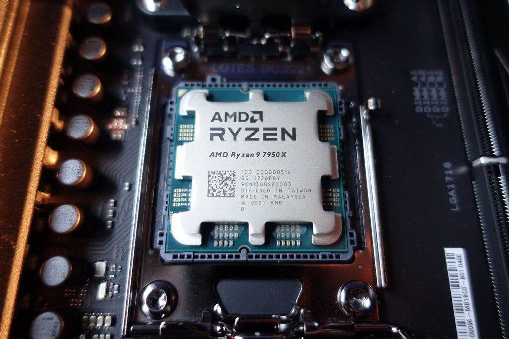 AMD Ryzen 9 7950X